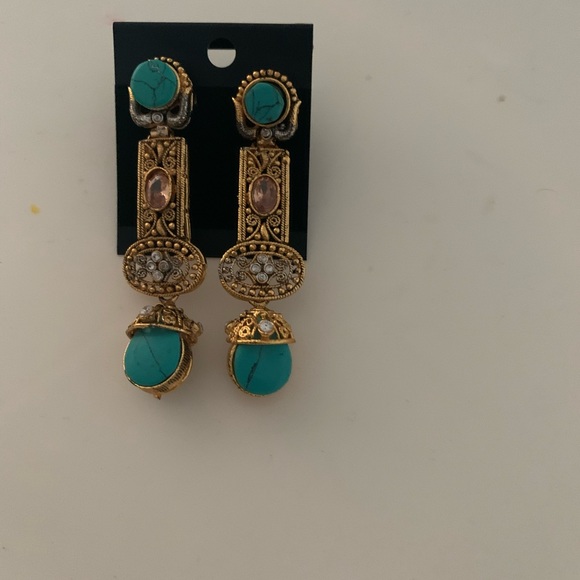 Long style earrings - Picture 3 of 5